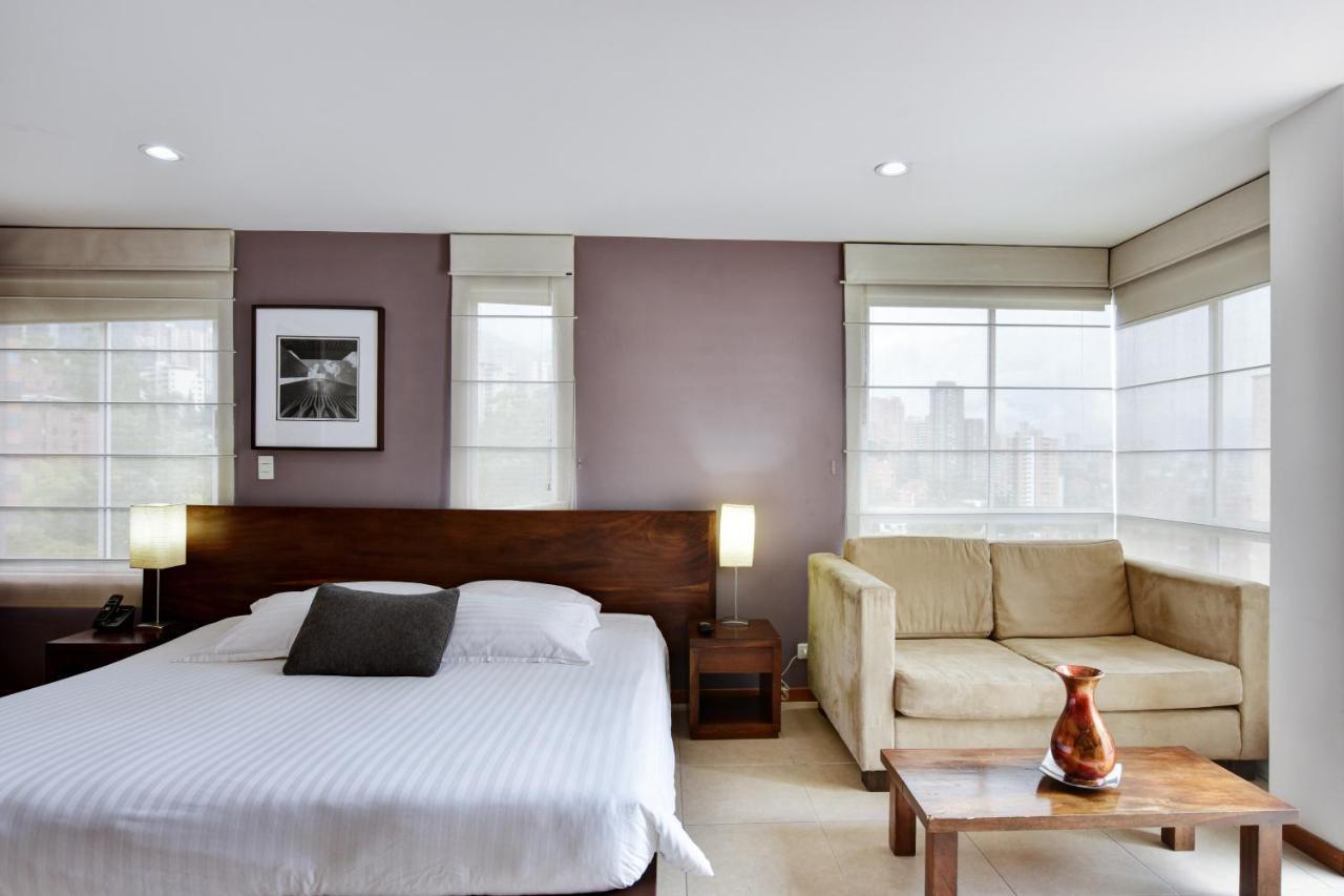 Cyan Suites Poblado By Mde Bnb Medellín Dış mekan fotoğraf