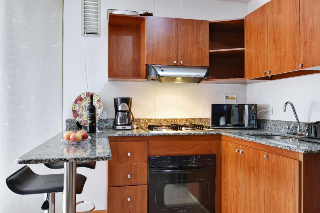 Cyan Suites Poblado By Mde Bnb Medellín Dış mekan fotoğraf