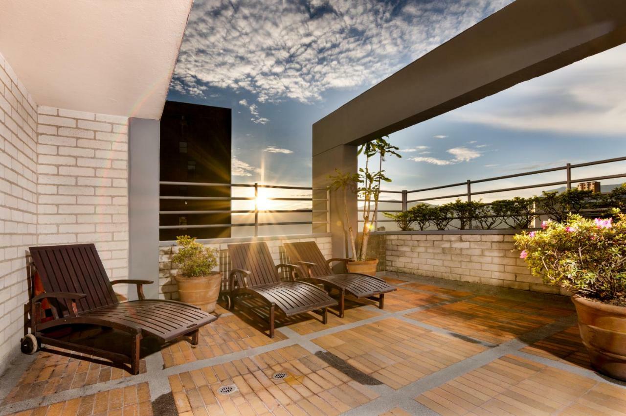 Cyan Suites Poblado By Mde Bnb Medellín Dış mekan fotoğraf