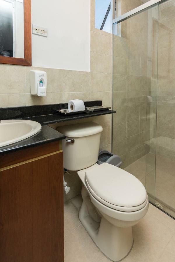 Cyan Suites Poblado By Mde Bnb Medellín Dış mekan fotoğraf