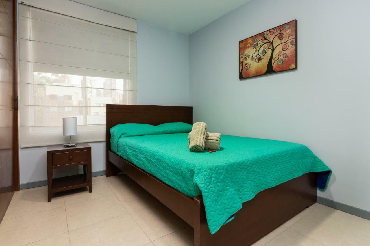 Cyan Suites Poblado By Mde Bnb Medellín Dış mekan fotoğraf